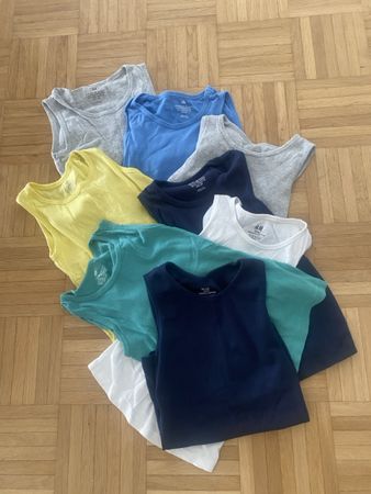 8x Shirts Gr. 122/128 Sommer