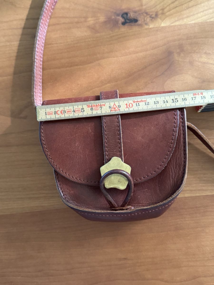 Ensoie Taschen für Damen: Ensoie Tasche aus Leder – Gebraucht aus Wolfhausen von flu_g5nq 4