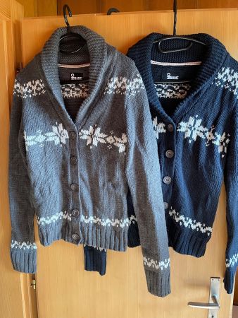 Wolljacken  Stickjacke  2 Stück Herbst/Winter