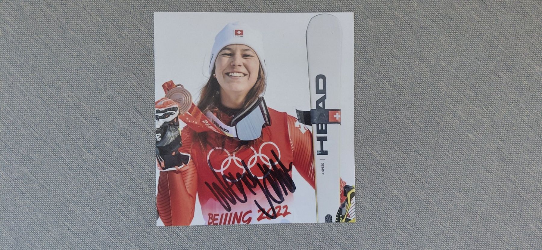Autografi: Autogramm Wendy Holdener – Usato da Schmerikon venduto da Olympia04