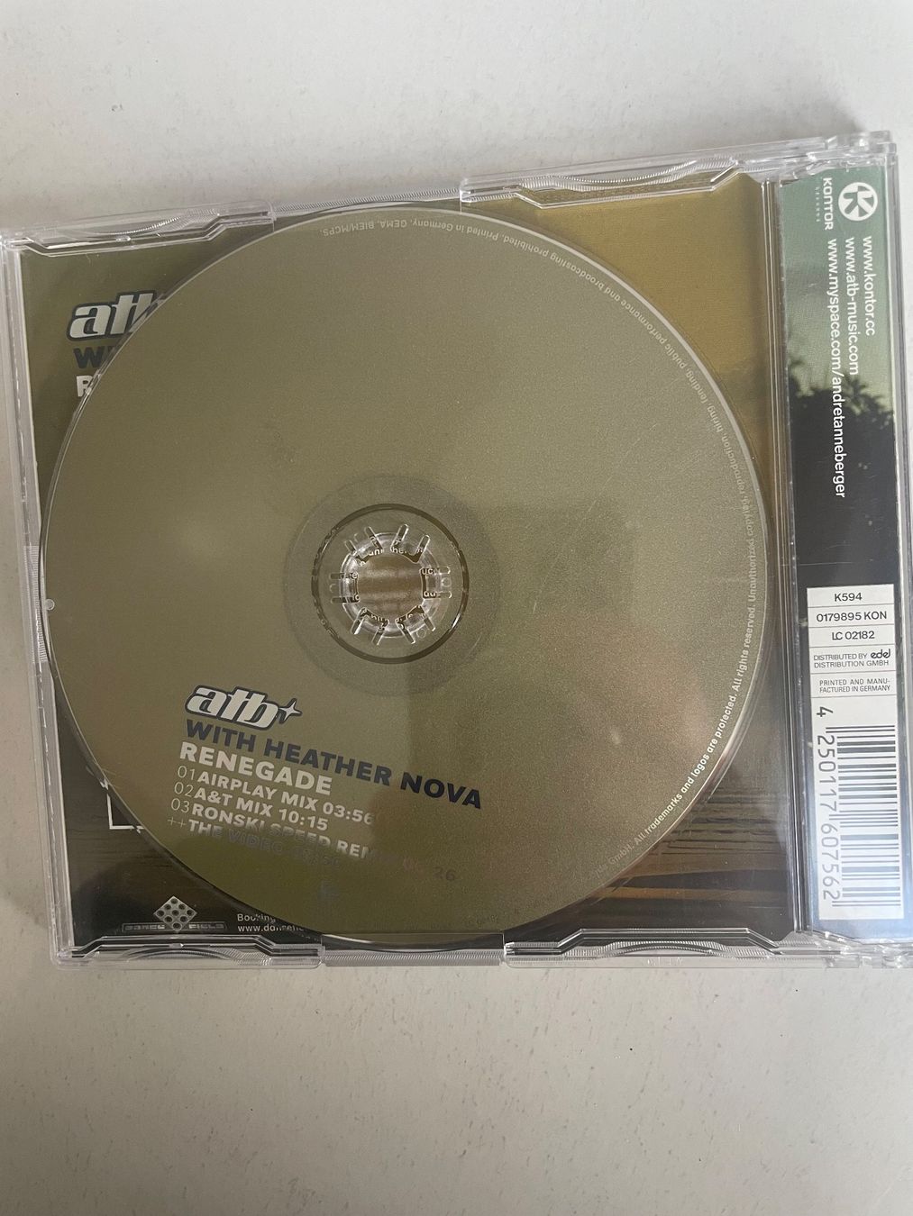 CDs: CD - Renegade - ATB - Heather Nova – Gebraucht aus Minusio von Pink222 2