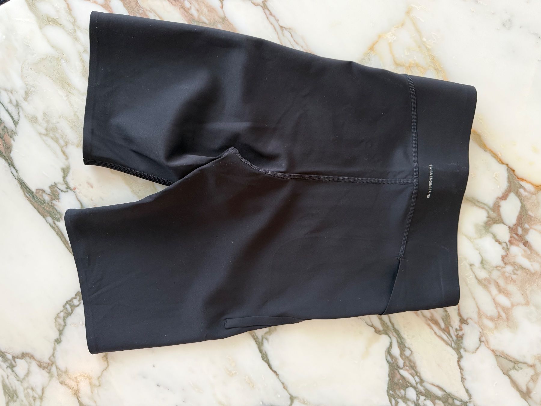 Leggings: On Active 1/2 Tights schwarz XS – Usato da Oberwil-Lieli venduto da Claudine_1988 1