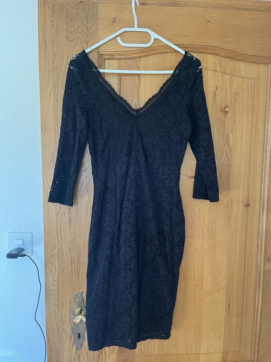 Kleider: Robe – Gebraucht aus Montsevelier von Duna2210