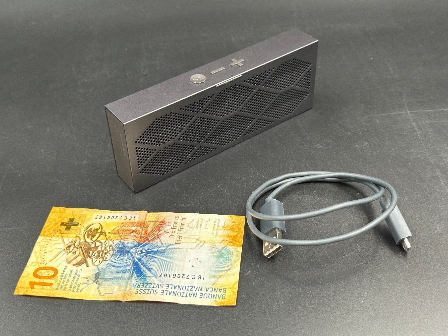Casse acustiche: Enceinte connectée Jawbone Mini Jambox J2013 - ultra compact – Usato da Morges venduto da pa_t 1