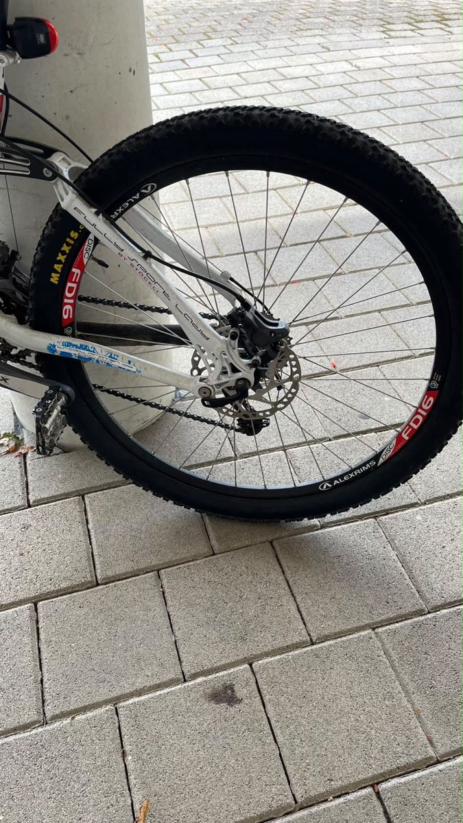 Stöckli Velos: Stöckli Fully Mountainbike – Gebraucht aus Eich von Warthli 3