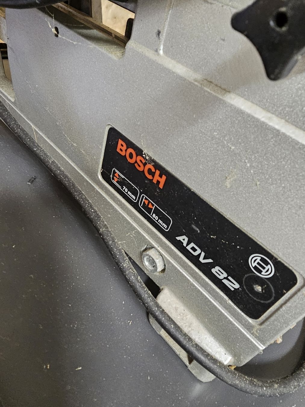Toutes les machines: petite raboteuse Bosch avec table de réglage – D'occasion à Troistorrents par tiuf206 2