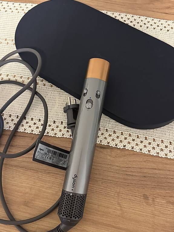 Lockenstäbe & Haarglätter: Dyson Airwrap Multi-Styler  – Gebraucht aus Basel von eve_k866 2