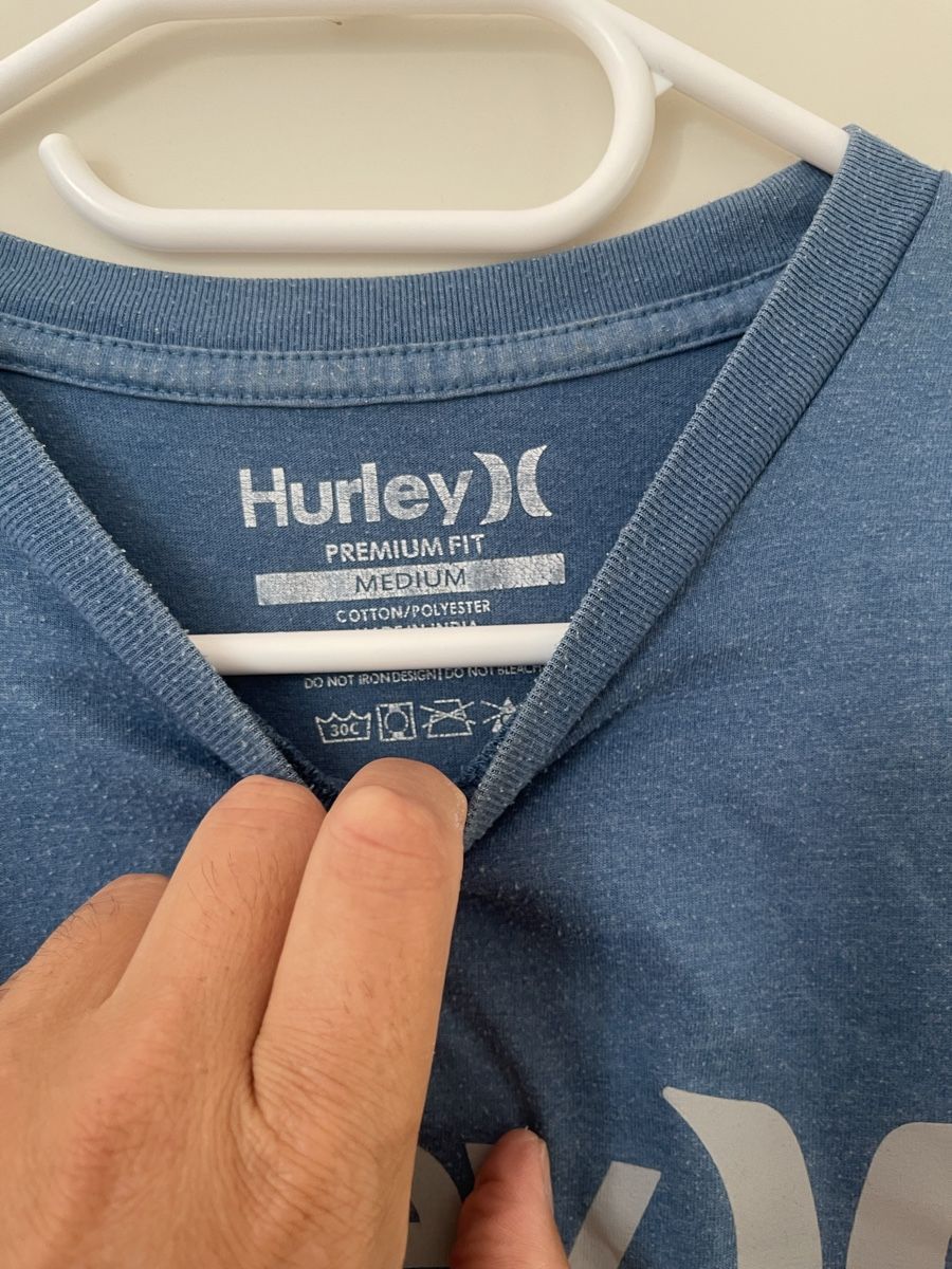 T-shirt: Hurley Shirt M  – Usato da Bern venduto da c23_mrg2 1