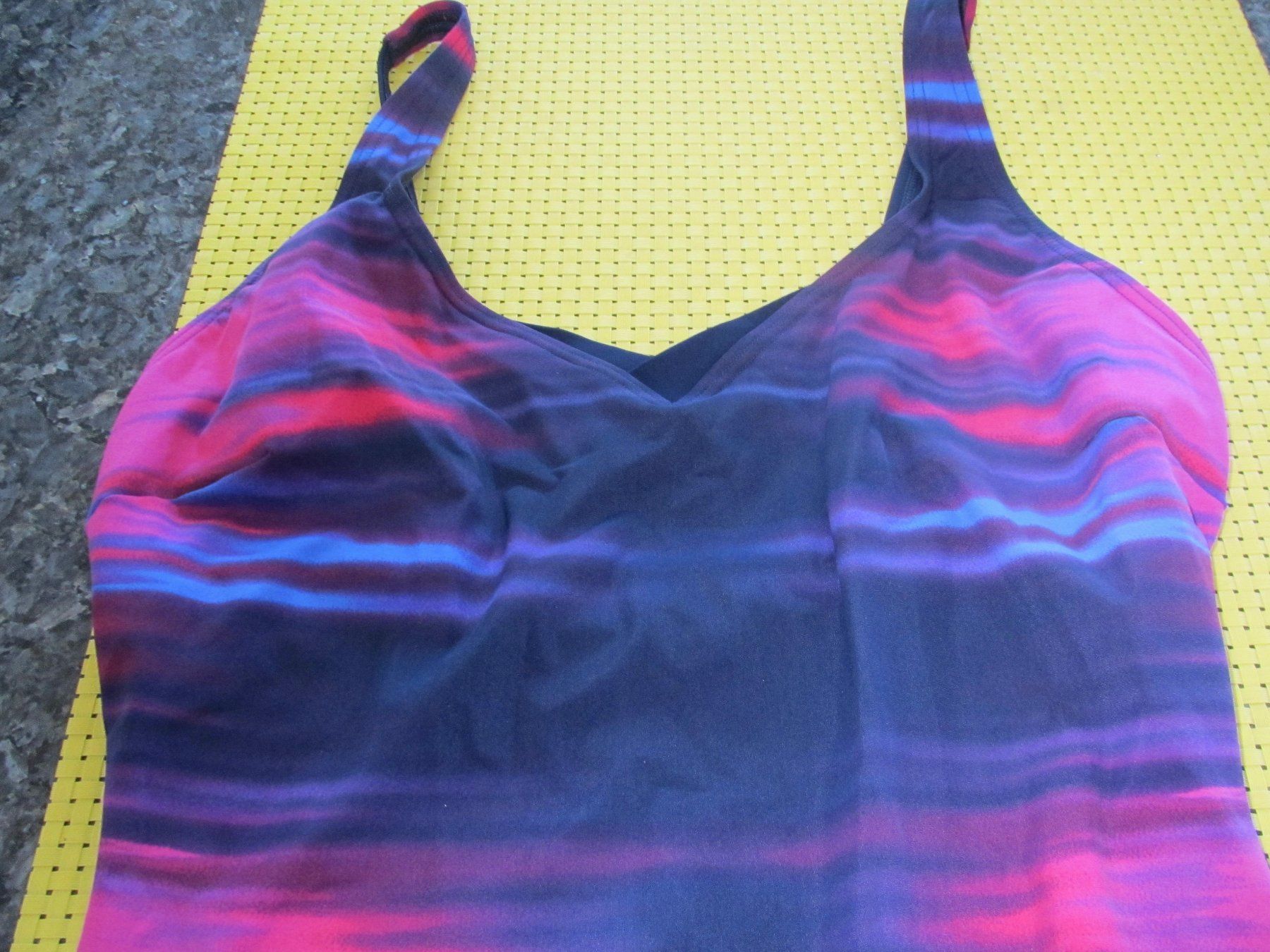 Arena Badekleider & Bikinis: COSTUME DE BAIN ARENA – Gebraucht aus Murten von Selliot 2