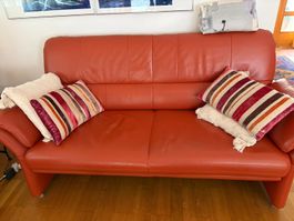 Ledersofa 2er- und 3er inkl. Sofatisch gebraucht