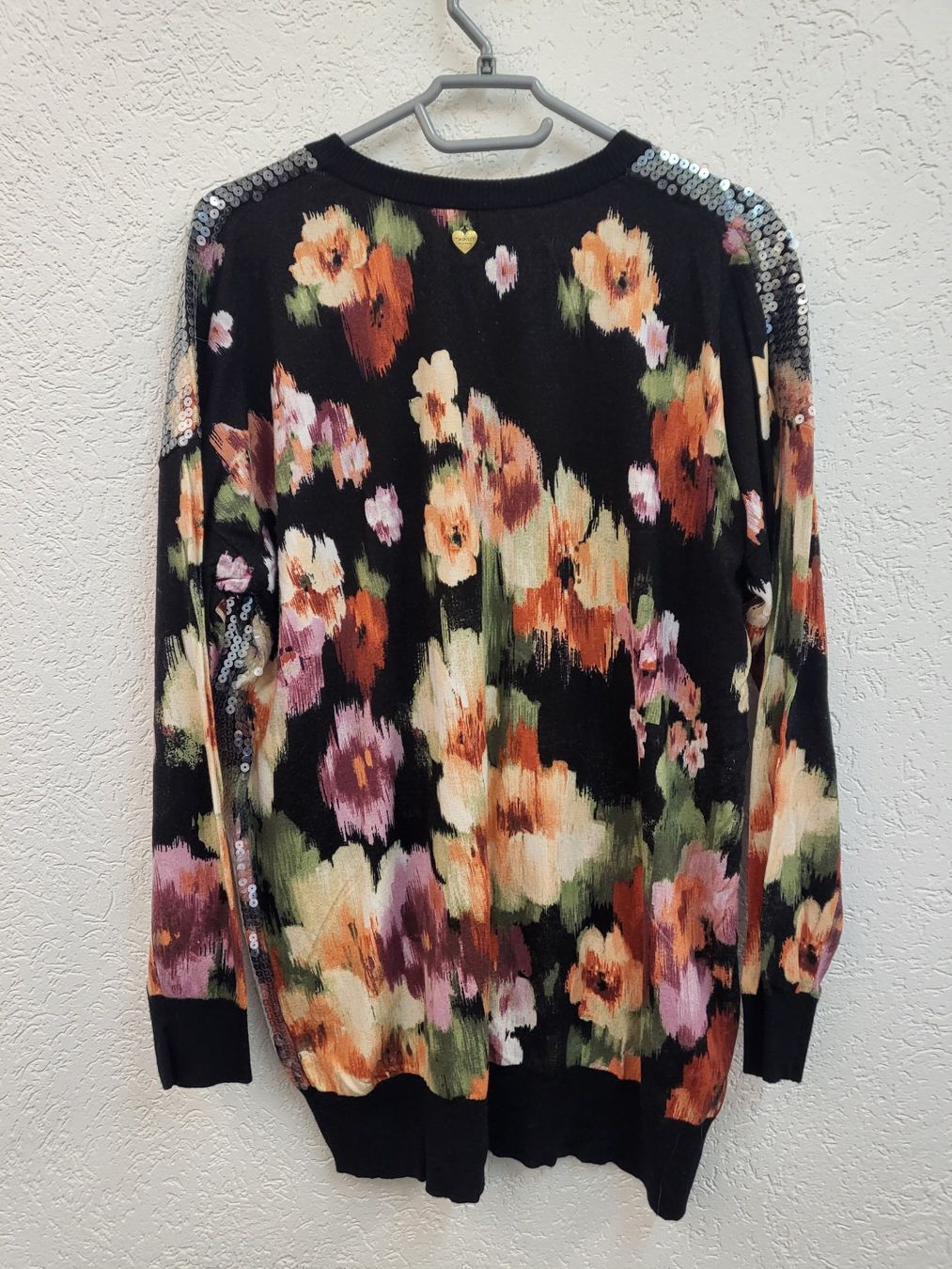Twinset Maglioni & Felpe: Weicher Designerpullover mit Pailletten – Usato da Brütten venduto da Diana098 2