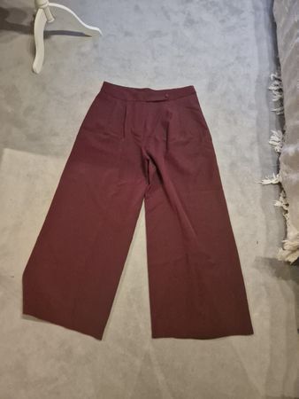 Damen Stoffhose Benin bordeaux Grösse 46 Neuwertig