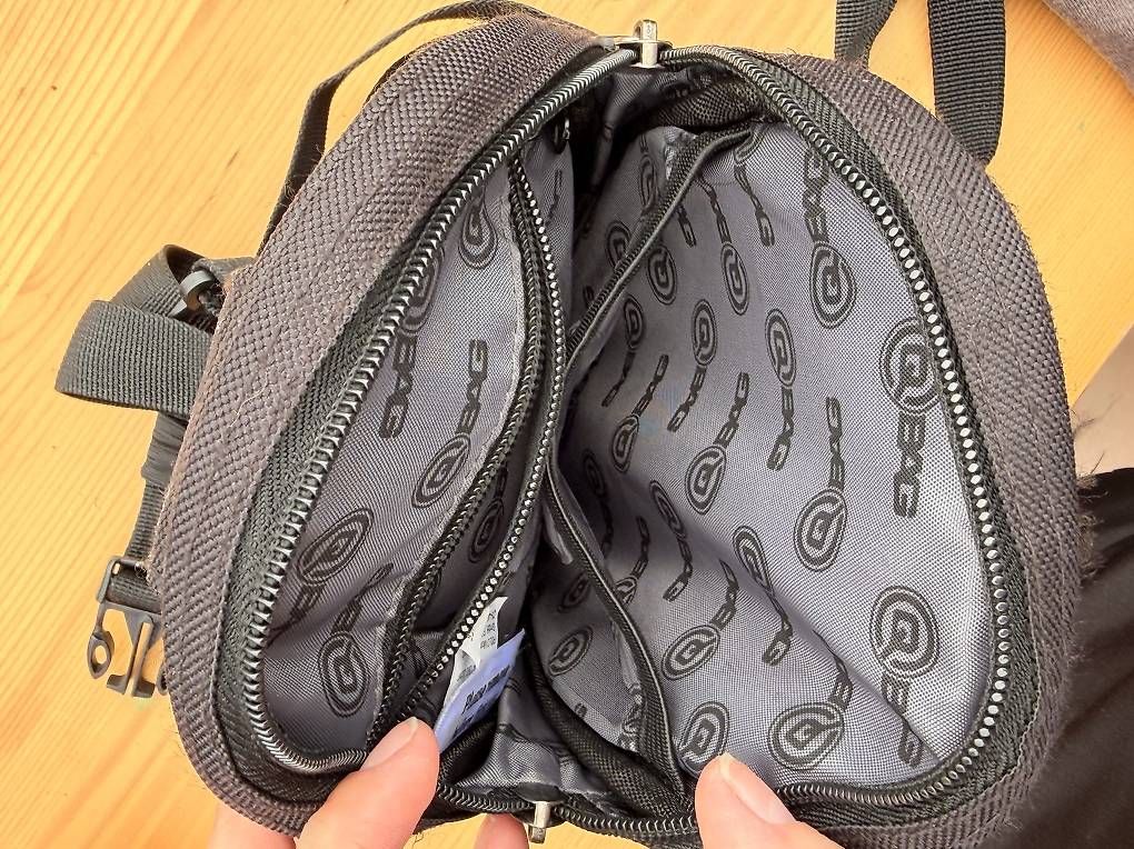 Taschen: Motorrad Bein- oder Tanktasche – Gebraucht aus Grenchen von Tinaaa23 1