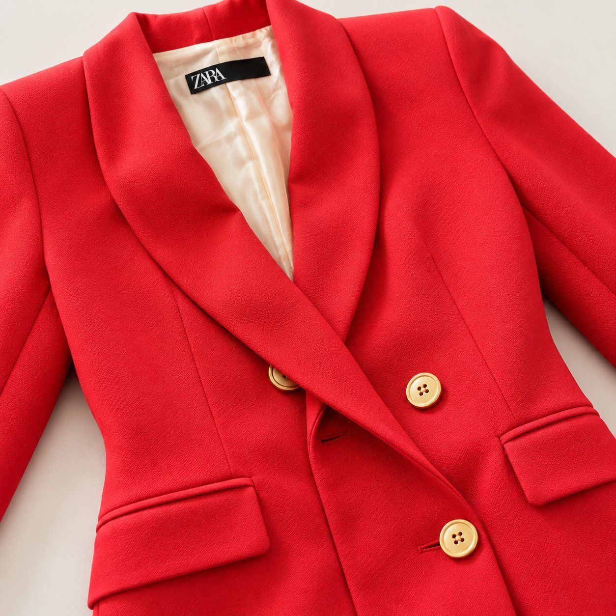 Zara Vestes: Zara red double-breasted blazer size M – D'occasion à Düdingen par its_sjd2 2
