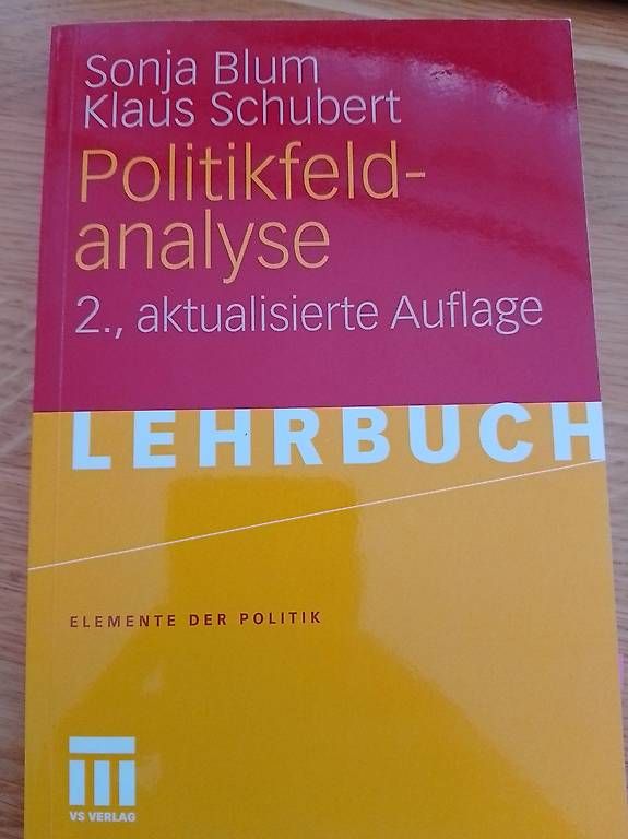 Libri: Politikfeldanalyse – Usato da Dänikon ZH venduto da spr_rqw2