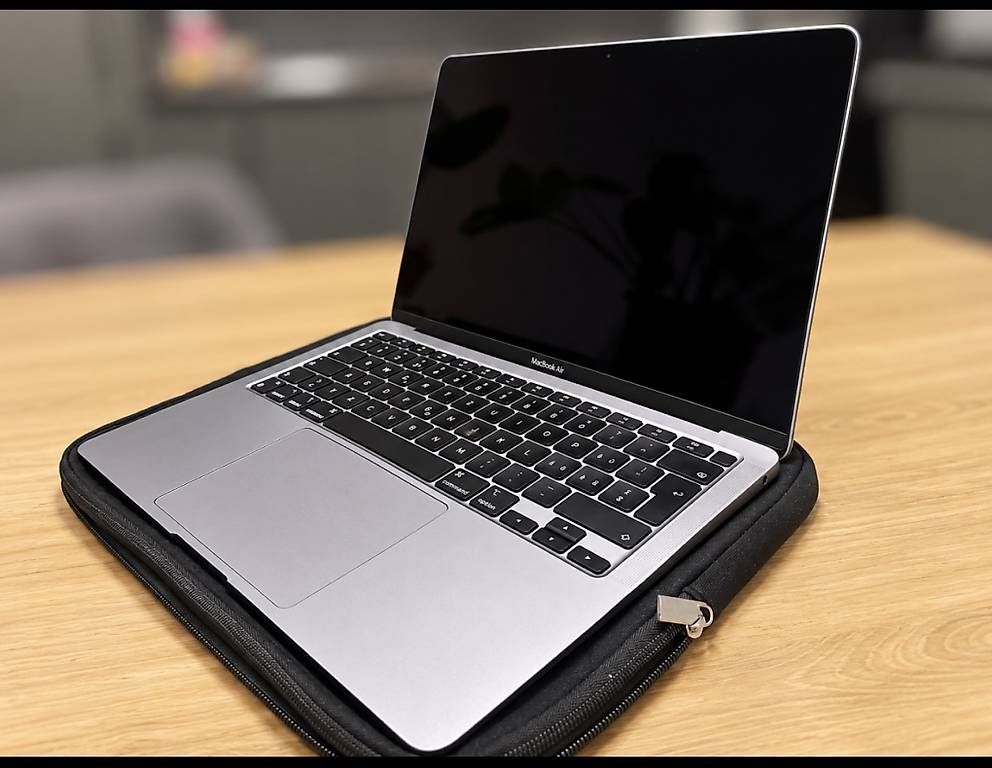 Notebook: MacBook Air 13" – Usato da Pieterlen venduto da edi_6kbk 1