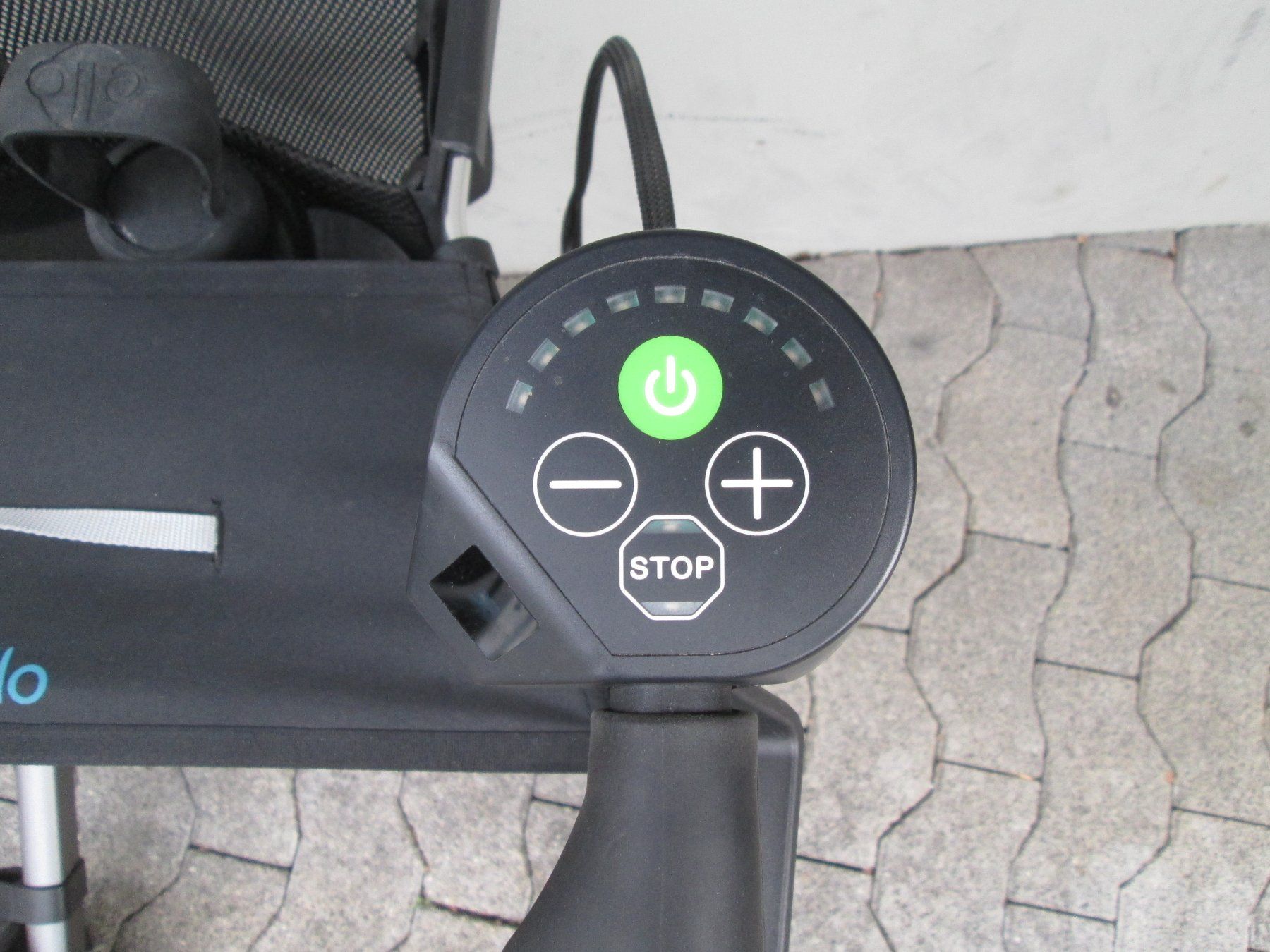 Ausili per la deambulazione: original ELLO Elektro Rollator / neuwertig – Nuovo (secondo la descrizione) da Rapperswil SG venduto da designandmore 5