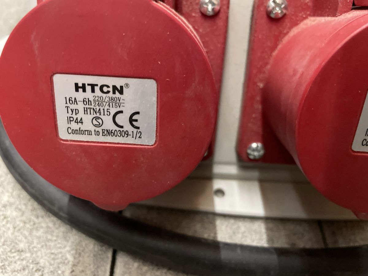 Elektrotechnik: Stromverteiler Baustromverteiler mit Kabel und Stecker – Gebraucht aus Turbenthal von Bucher61 3