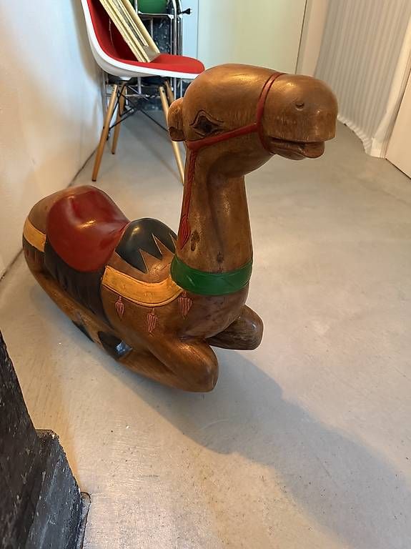 Figuren: Schaukelkamel aus massivem Holz – Gebraucht aus Freienstein von lss_vnb9 1