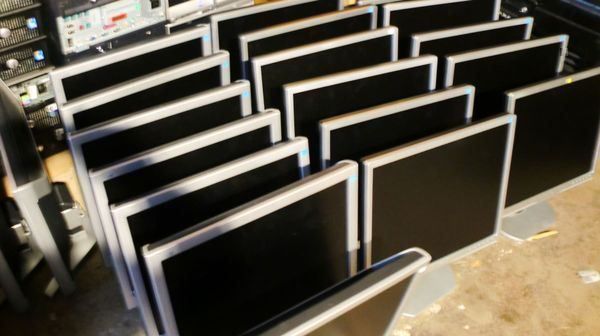 Server: Dell 1950 Profi Server mit 2 T Terra Hds – Usato da wila venduto da audi48 5