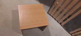 Holztisch / Beistelltisch, gut erhalten,