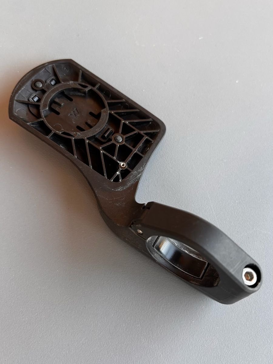 Computer & Messgeräte: Wahoo ELEMNT ROAM V2 Fahrradcomputer - Top Zustand! – Gebraucht aus Aarburg von  3