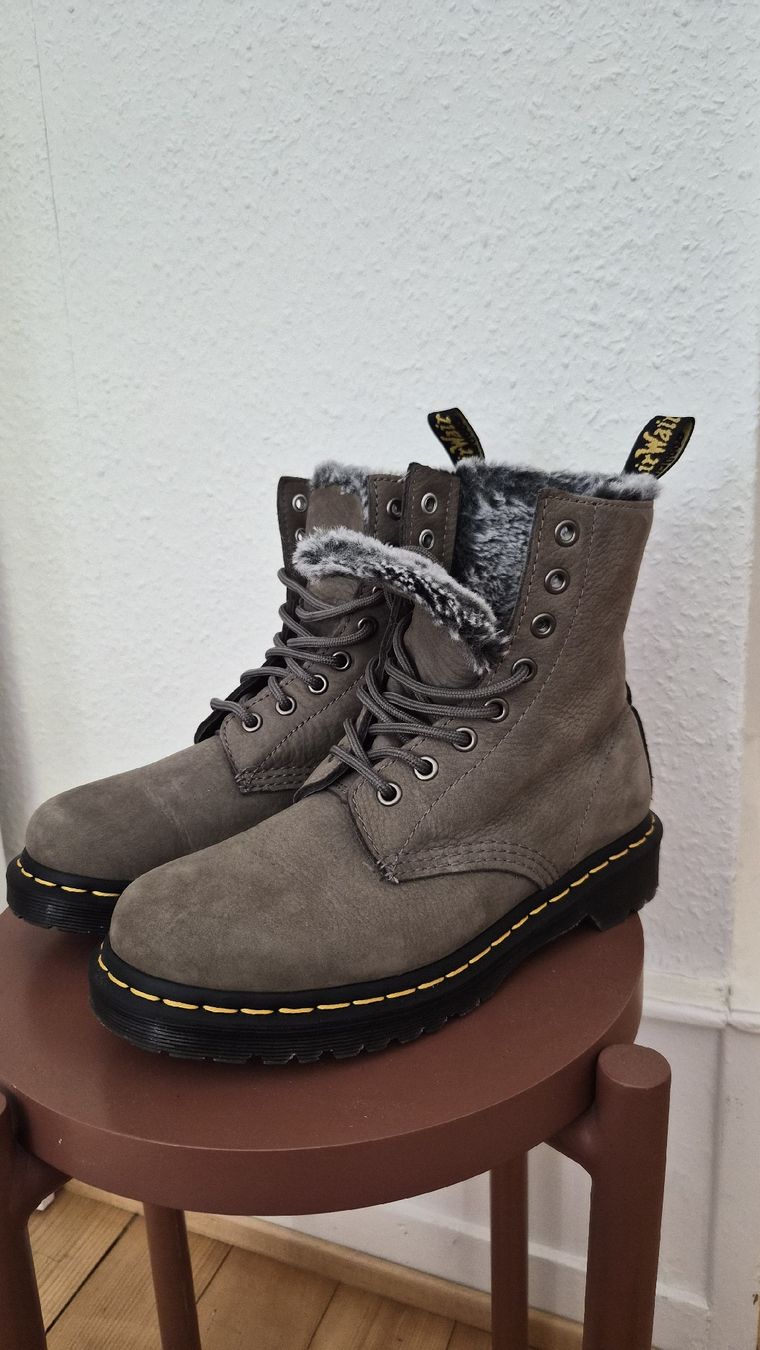 Dr. Martens Damenschuhe: New Dr. Martens 1460 Serena Boots – Neu (gemäss Beschreibung) aus Genève von dan_qns7 3
