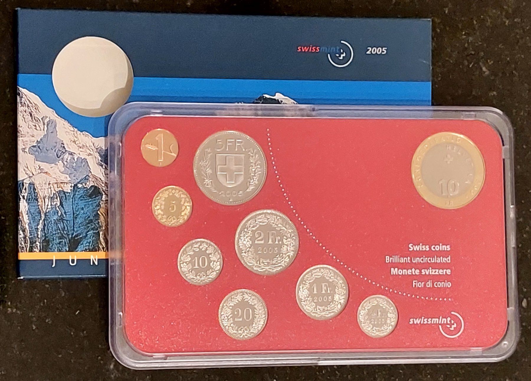 Tutti le monete: Münzsatz Schweiz 2005 stgl – Nuovo e nell'imballaggio originale da Arch venduto da moneyswiss