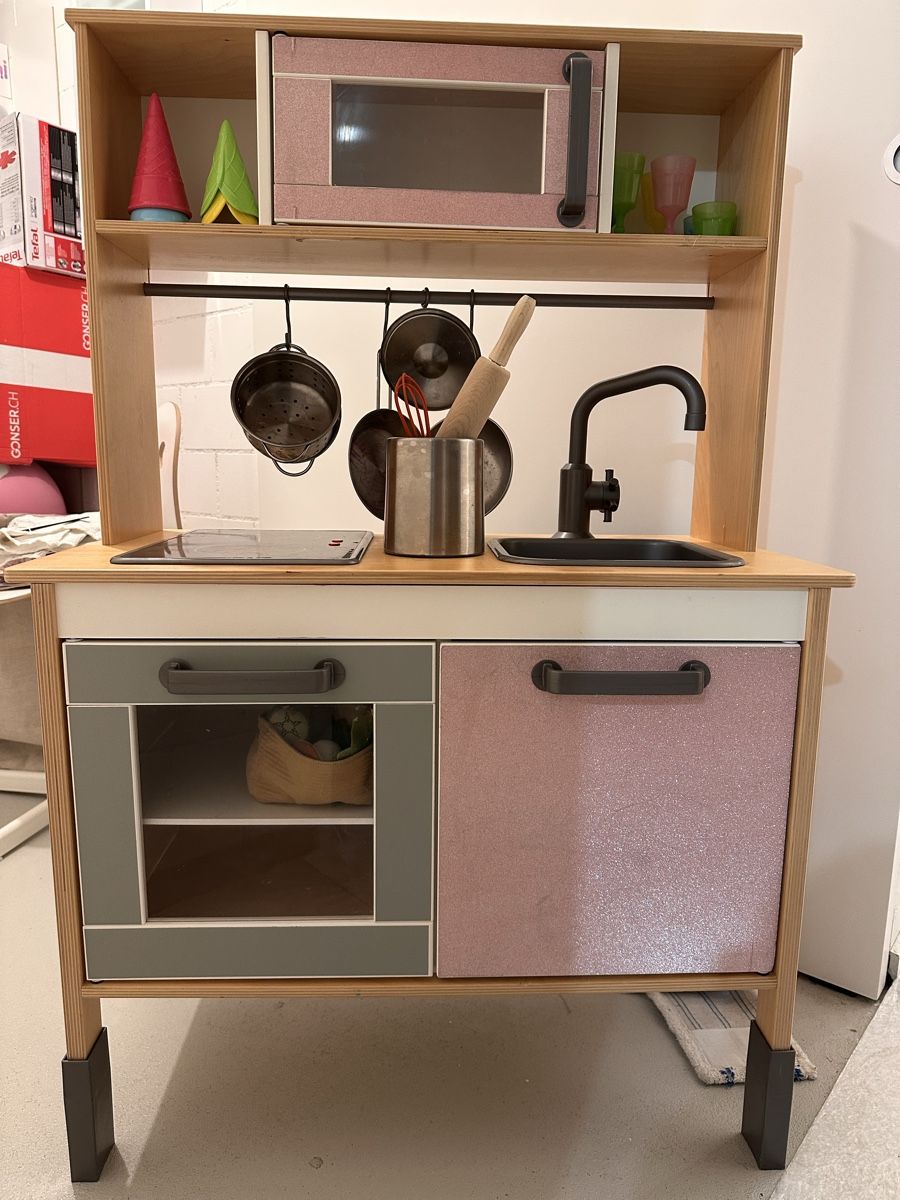 Ikea Giocattoli: IKEA Spielküche – Usato da Bellikon venduto da CERtin05