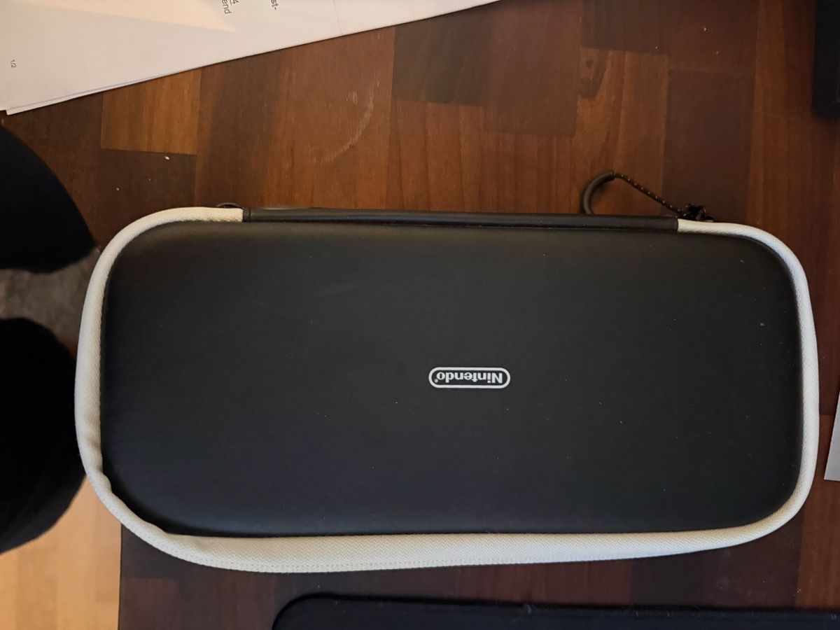 Nintendo Console: Nintendo Switch OLED – Usato da Zürich venduto da jti_y5fb 2