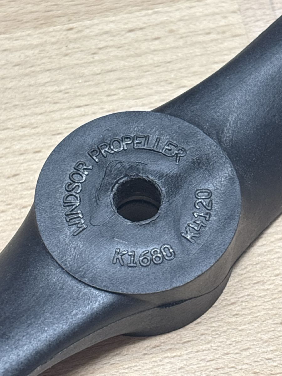 Modellismo RC: Hélice Master Airscrew 16x8 – Usato da Vuisternens-en-Ogoz venduto da Seboost 2