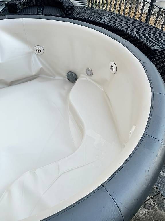 Bains à remous: Softub Portico Graphite Pearl  Premium Whirlpool  – D'occasion à Bülach par Sonja1 2