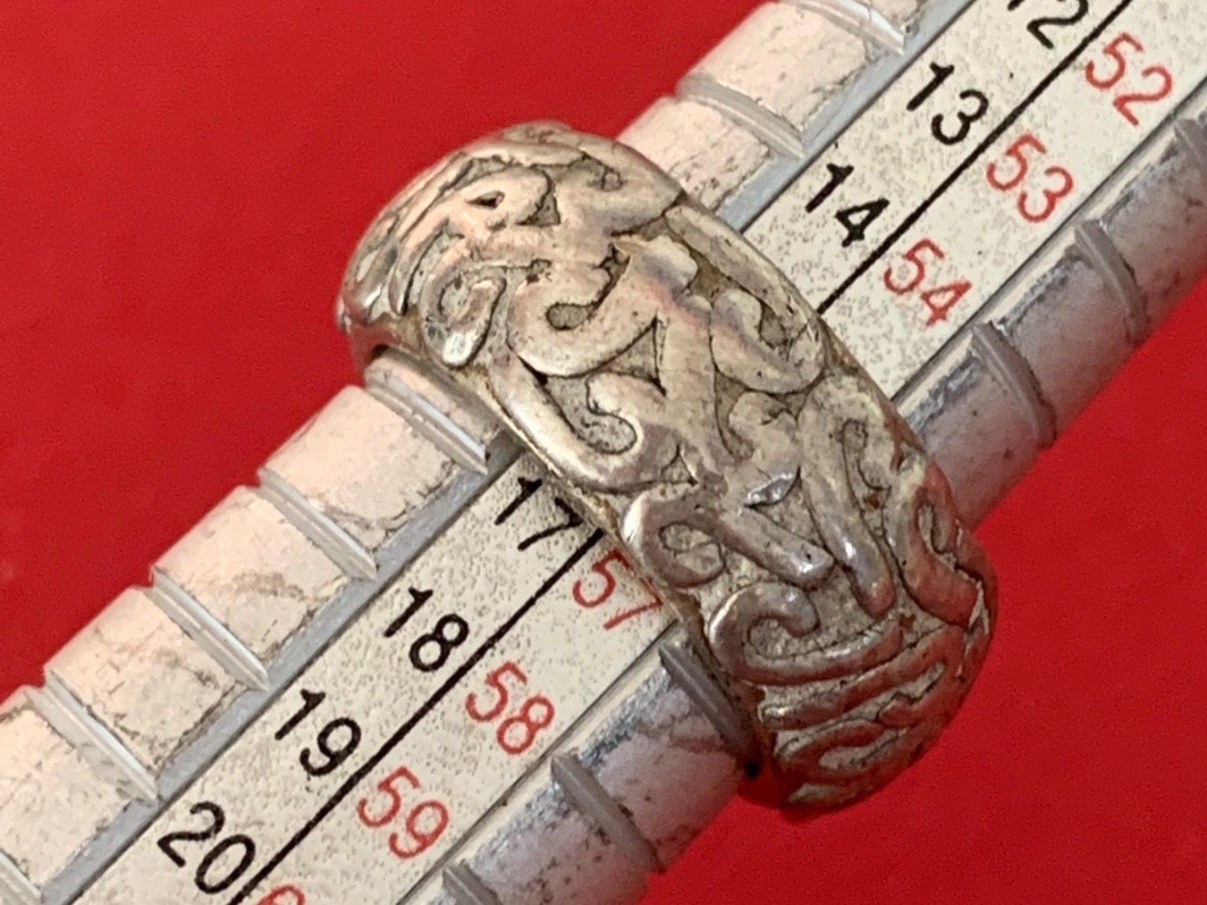 Anelli: Silberring DESIGNER SPAGHETTI (57/18) – Usato da Laufen venduto da belleskulptur 2
