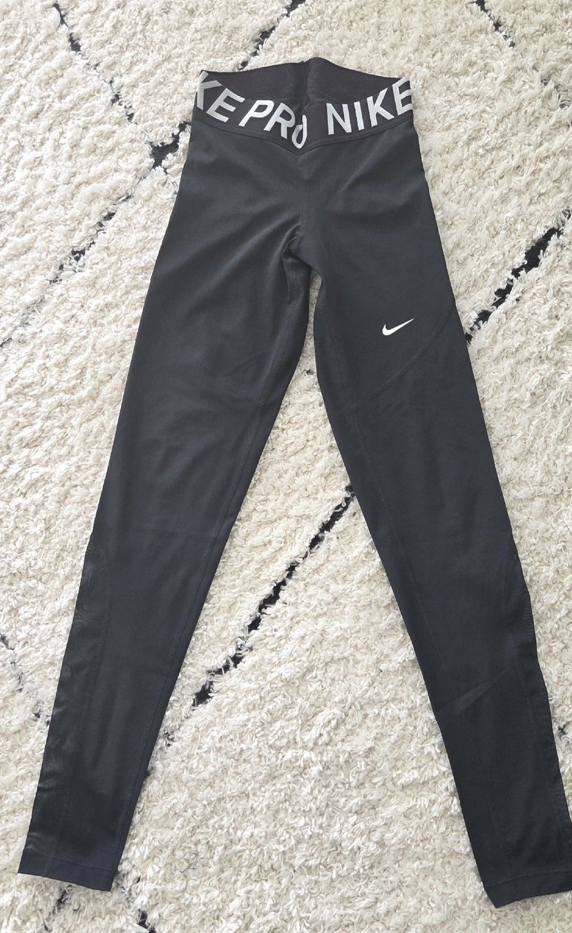 Nike Leggings: Leggins Nike – Neu (gemäss Beschreibung) aus Belp von mar_wyp6