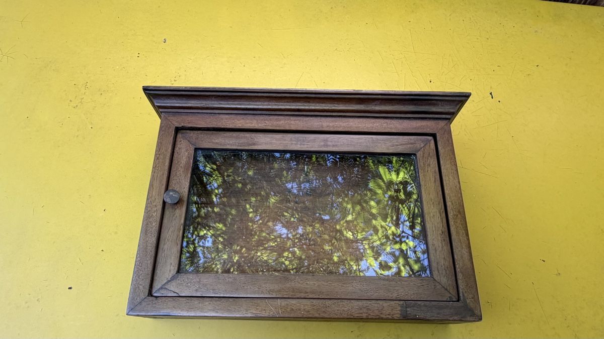 Vetrine: Kleine Wandvitrine antik Biedermeier – Usato da Riedholz venduto da Frettchen63 6