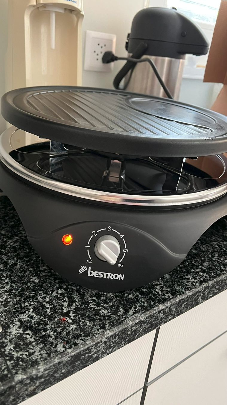 Elettrodomestici da cucina: Raclettofen mit Grill – Usato da Lyss venduto da Daniela740 3