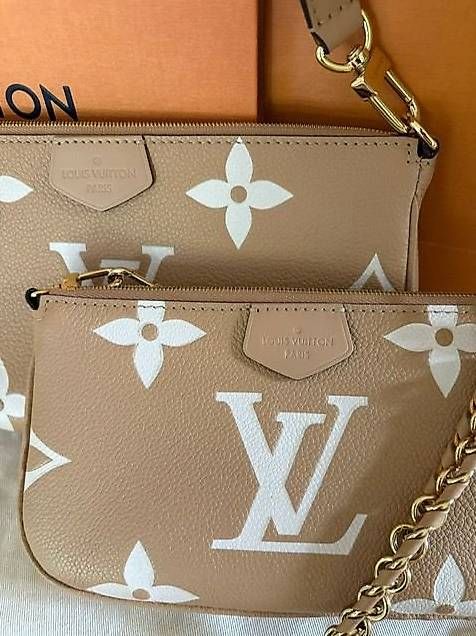 Louis Vuitton Borse da donna: Louis Vuitton Tasche  Multi Pochette Monogramm – Usato da Zollikofen venduto da Klausgrblau 1