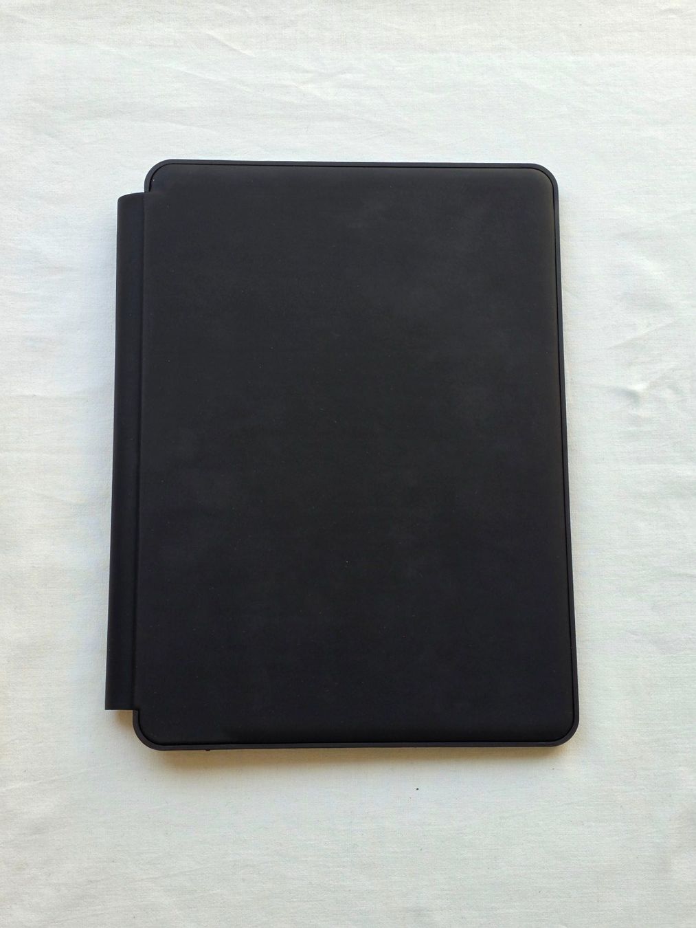 Tastiere: Wireless Keyboard Case for Apple iPad – Usato da Zürich venduto da Miscellaneous_ 4