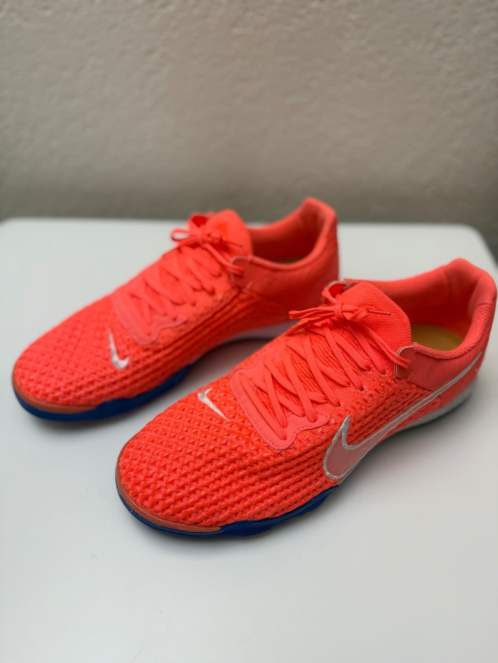 Nike Chaussures hommes: Nike React Gato IC (Futsal/Halle Top-Modell) – D'occasion à Wald ZH par Val_21 2