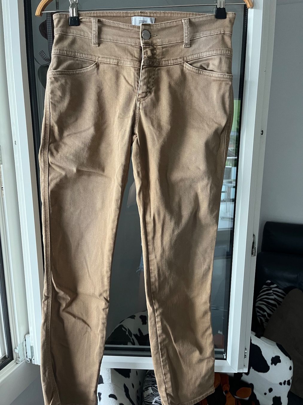 Closed Jeans: Closed Pedal Queen Jeans – Nuovo (secondo la descrizione) da Kerns venduto da osco01 1