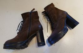 Schnürstiefel braun. Gr. 37, neu