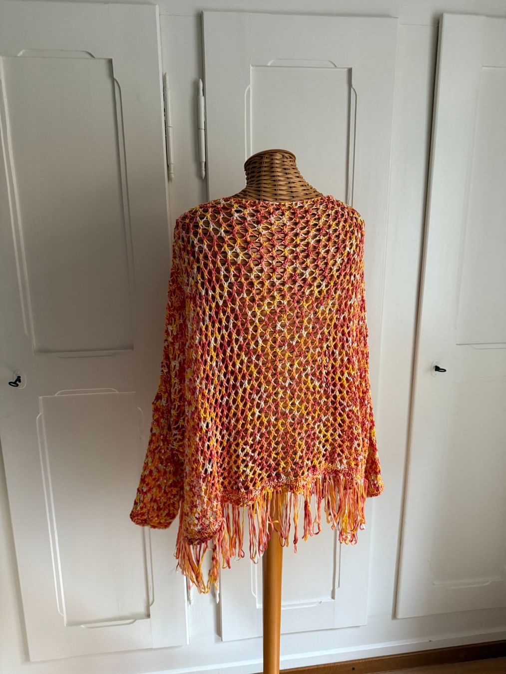 Maglioni & Felpe: Hippie Goa Fransen Strickpullover grobmaschig – Usato da Zürich venduto da Diazaio 2