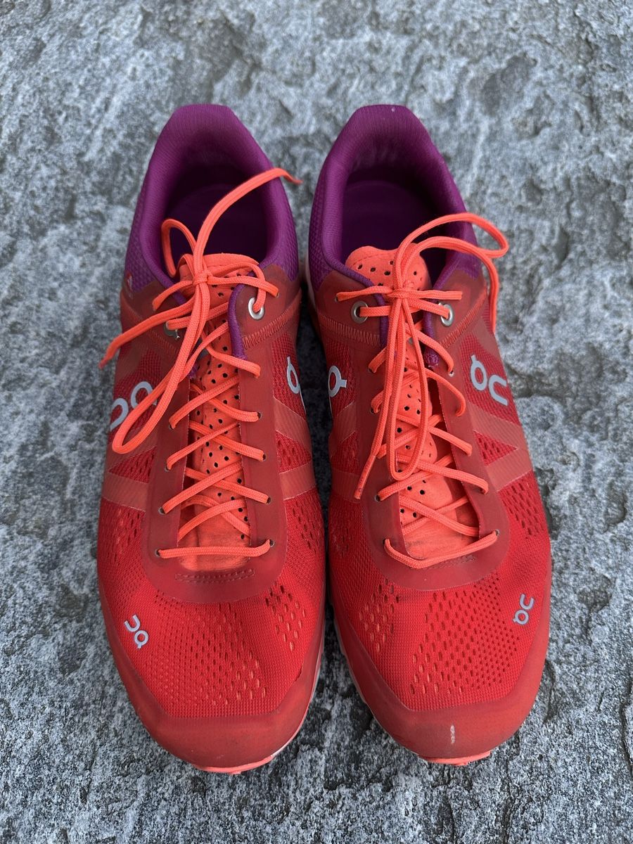 On Chaussures hommes: On 41 – D'occasion à Lostallo par Essebii