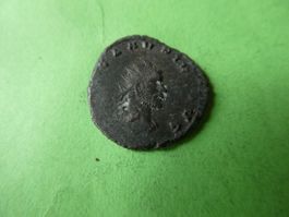 uralte Bronzemünze  Dornenkrone  21 mm     3.20 g