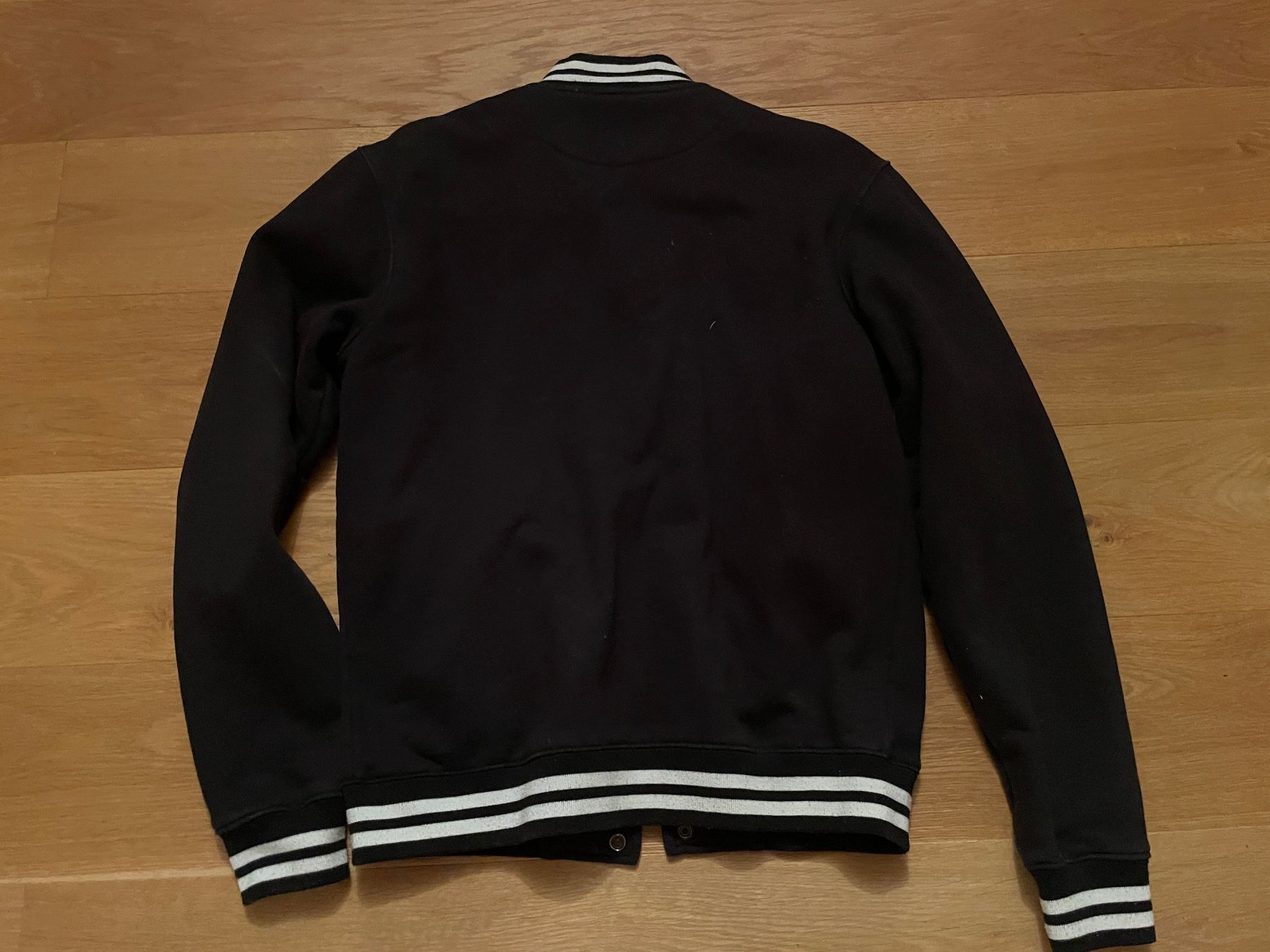 Giacche: College Jacke schwarz Grösse M – Usato da Basel venduto da joh_vl7m 1