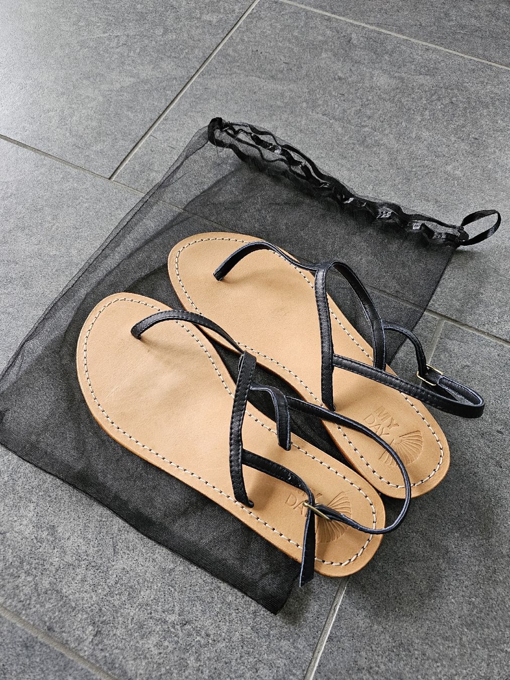 Scarpe da donna: schöne Ledersandalen neu – Nuovo e nell'imballaggio originale da Altdorf UR venduto da Saba_1688