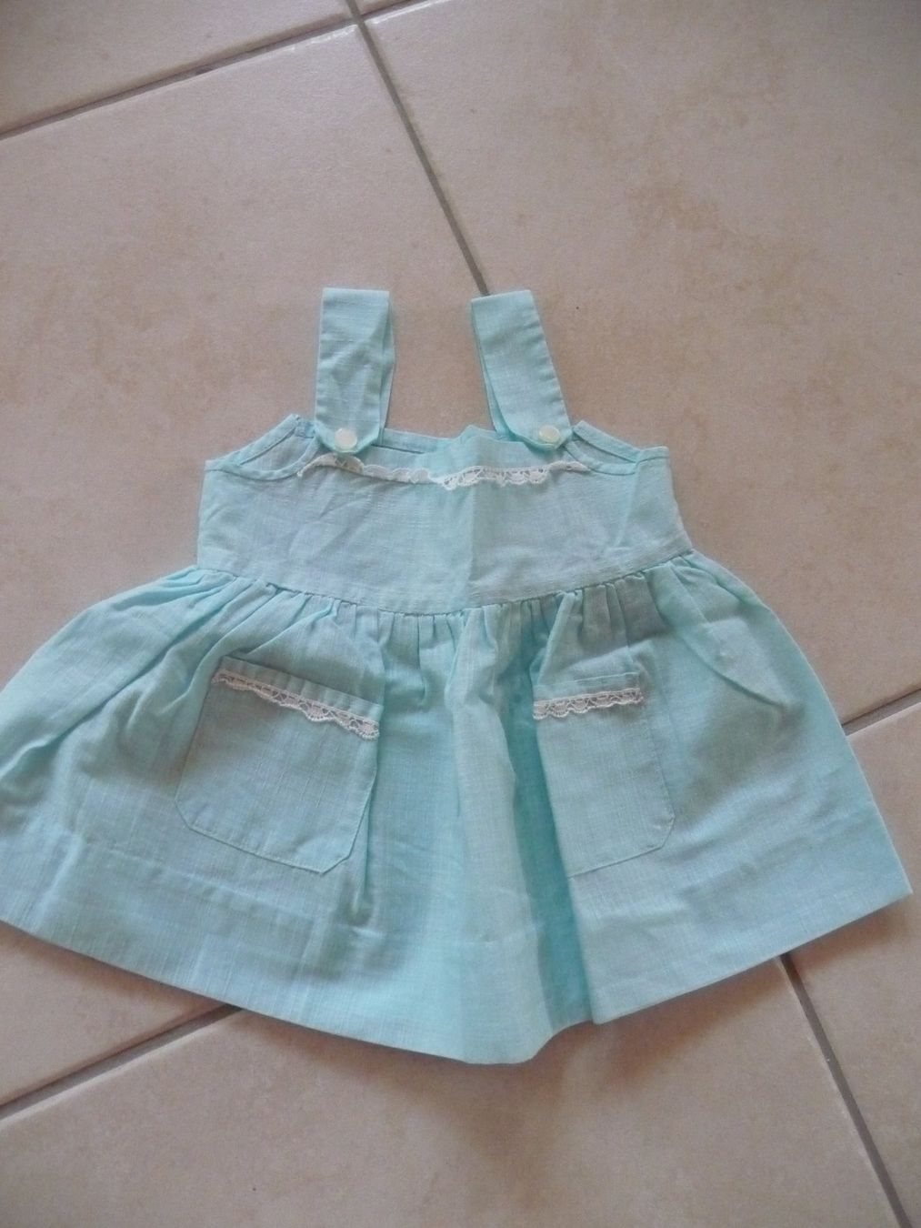 Kleider & Röcke: Mädchen Kleid Grösse ca. 80 Vintage – Neu (gemäss Beschreibung) aus Kirchberg BE von lavendel02
