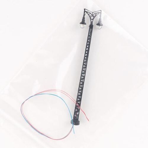 Modellini di ferrovie: Gittermast mit 2 LED-Laternen H0 – Nuovo (secondo la descrizione) da Luzern venduto da Salefactory 2
