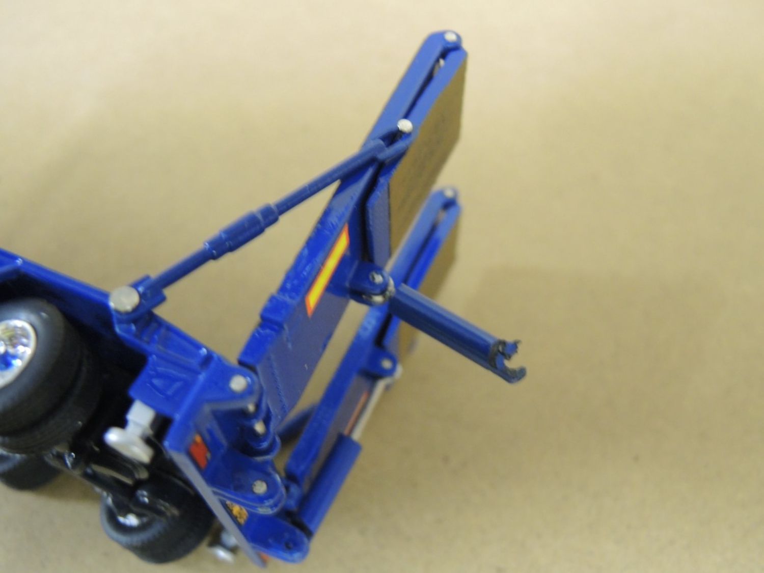 Tekno Kit di modellismo & Modellini statici: Tekno 75309  Scania Patrick Kirk – Difettoso da Dagmersellen venduto da FBM-Bacheli 3