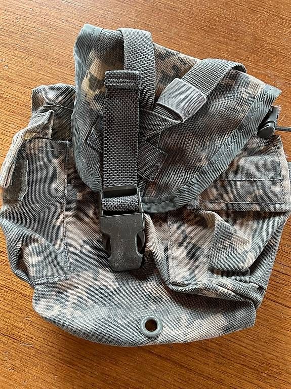 Tiro a segno: Poche américaine camo – Usato da Le Cerneux-Veusil venduto da Maraud01